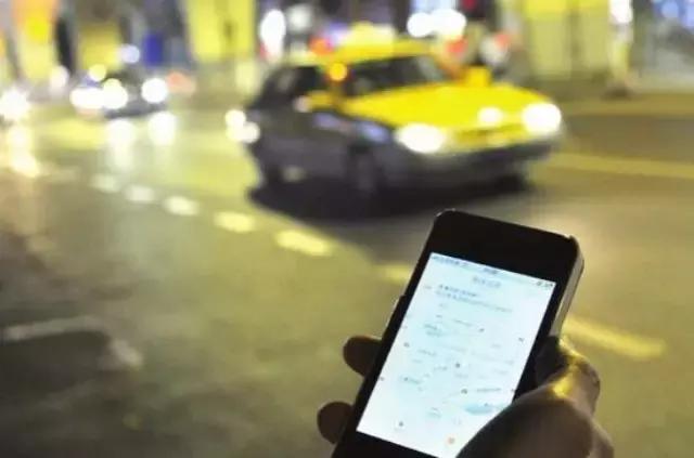 联通用户2年莫名被扣宽带费超4000元，期间未收到通知