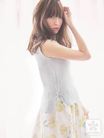 教你夏天搭配出不一样的少女感风,小嶋阳菜穿搭