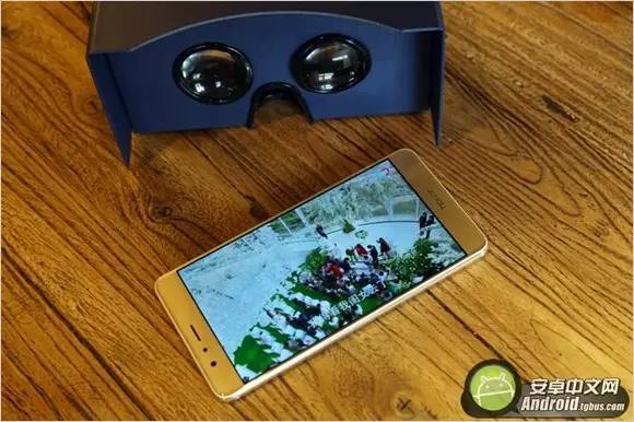 vr2k屏手机,荣耀v8的vr视频