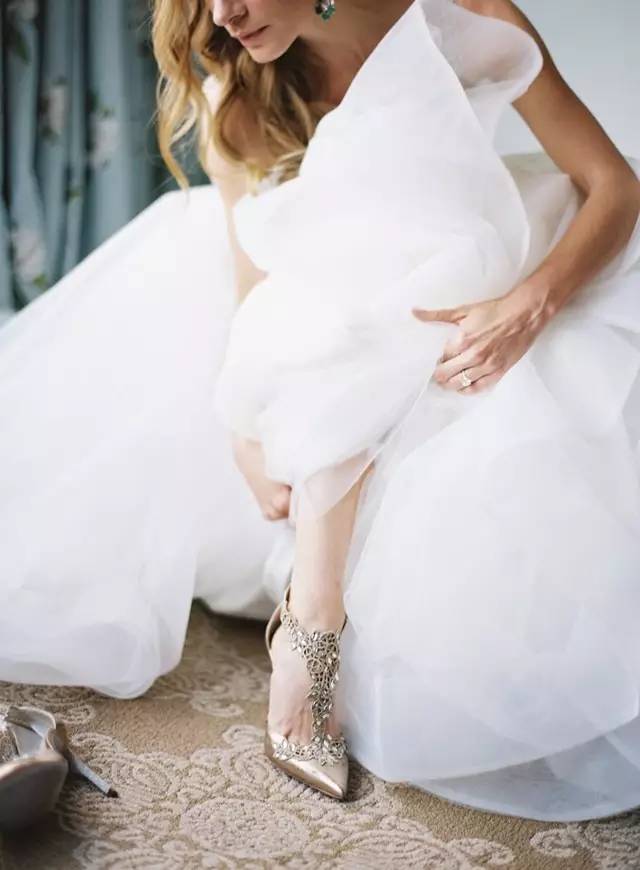 娱乐圈的虐狗行为,娱乐圈虐狗事件