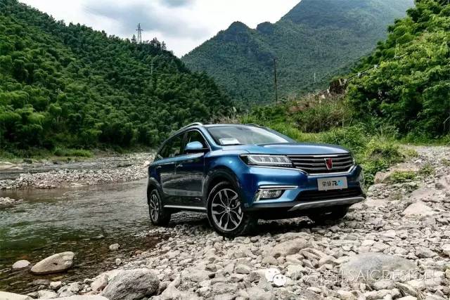 荣威2016rx5互联网自动版,荣威全新rx5模型