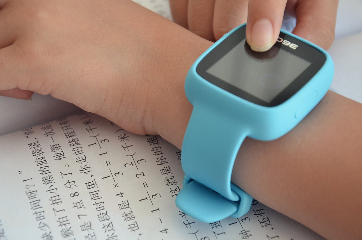 360儿童手表se3,360巴迪龙儿童手表se评测