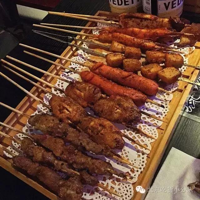 撸串最美的地方,北京烤串老字号有名的店