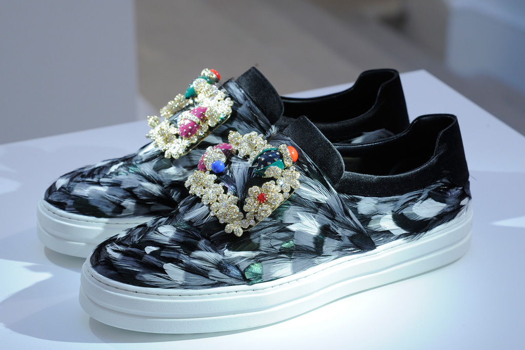 rogervivier方扣单鞋,rogervivier方扣鞋各款式