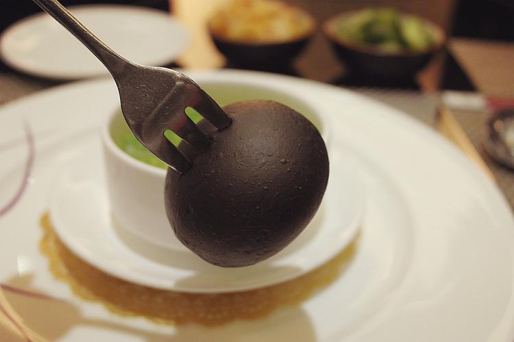 高端法式铁板烧三百多双人餐,人均6000铁板烧