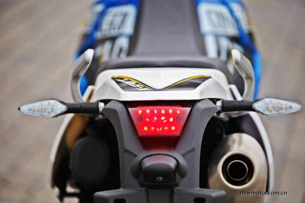 杞婚獞terra150娴嬭瘎,杞婚獞terra200