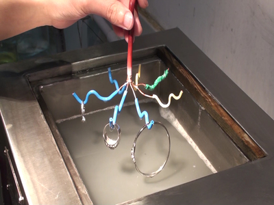 小每技巧：银项链变黑加一物清洗，瞬间透亮有光泽