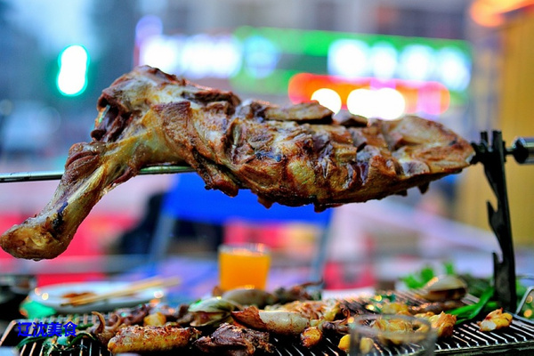 沈阳太原南街烤肉,沈阳太原街街头烤串