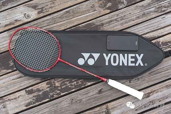 弓剑之后,谁将坐上平衡拍的铁王座?——YONEXDUORA7双刃战拍评测