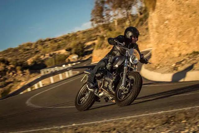 宝马最新款1300全地形水鸟摩托车,炫酷宝马水鸟摩托车