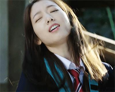 十条笑话:男人就像芒果,外表黄,里面更黄!