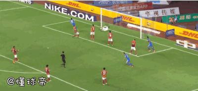 中超榜首之争恒大对上港,恒大击败上港