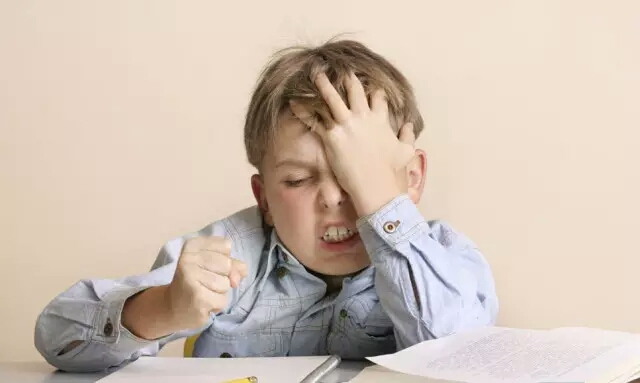 脚气让我痒的不行!还好有这些百年难得一遇的小偏方!