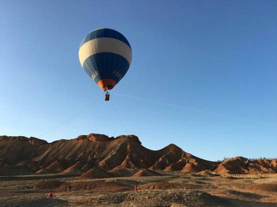 超多美图慎入！开神车，走丝路，这些不可思议的美景就在中国！