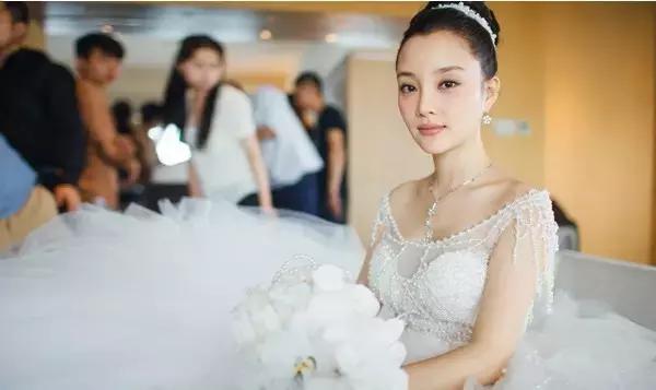 霍建华林心如婚纱照片,林心如霍建华的婚纱照全部