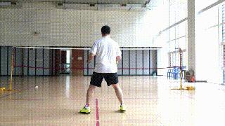 三分手法七分步法羽毛球教学视频,少儿羽毛球基本动作入门步法练习