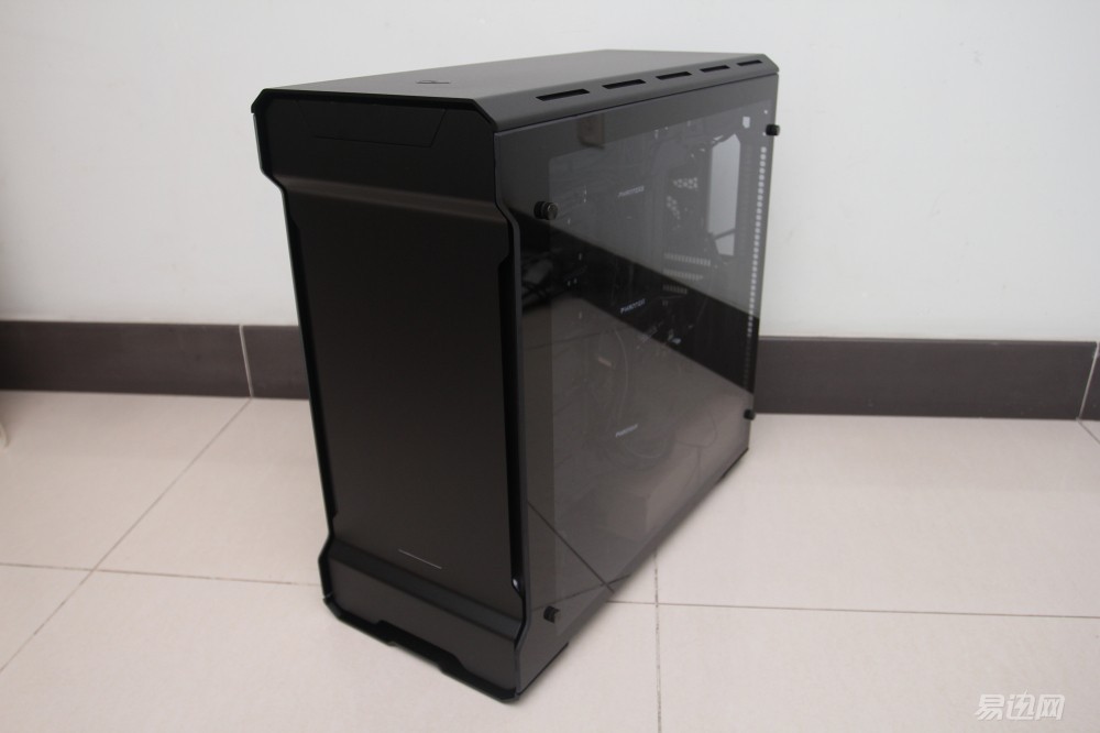 追风者515机箱可以装大主板吗,华擎b150装nvme