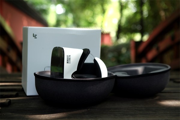 乐视超级头盔支持手机,乐视超级头盔怎么用