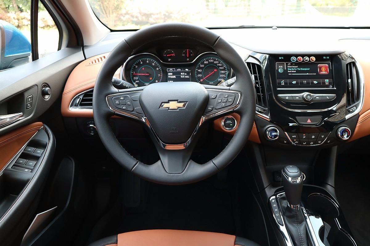 雪佛兰科鲁兹1.4t2015款试驾,2015年雪佛兰科鲁兹1.4t二手价格