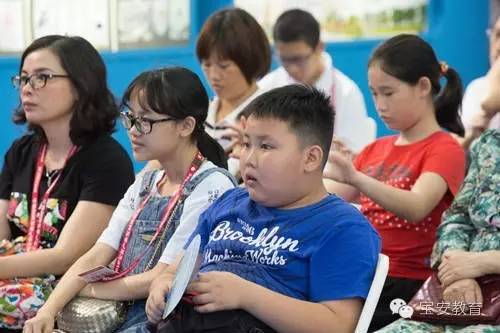 宝安的同学们，你们真的火啦！（粉丝表情包大派送）