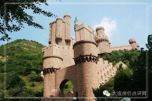 大连星海曾经的大船,大连星海广场标志性建筑是什么