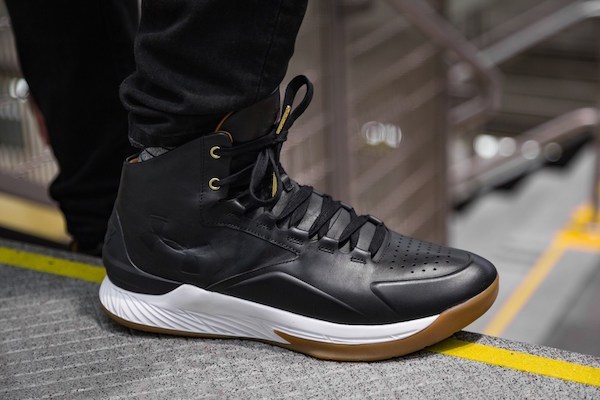 库里的生活系列UnderArmourCurryLux