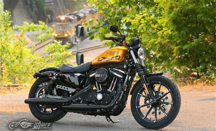 哈雷戴维森1200custom改装,哈雷戴维森1200需要更换几种油