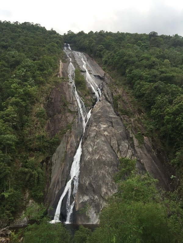 云南红河哈尼族彝族自治州美食,云南红河哈尼族彝族自治州小吃