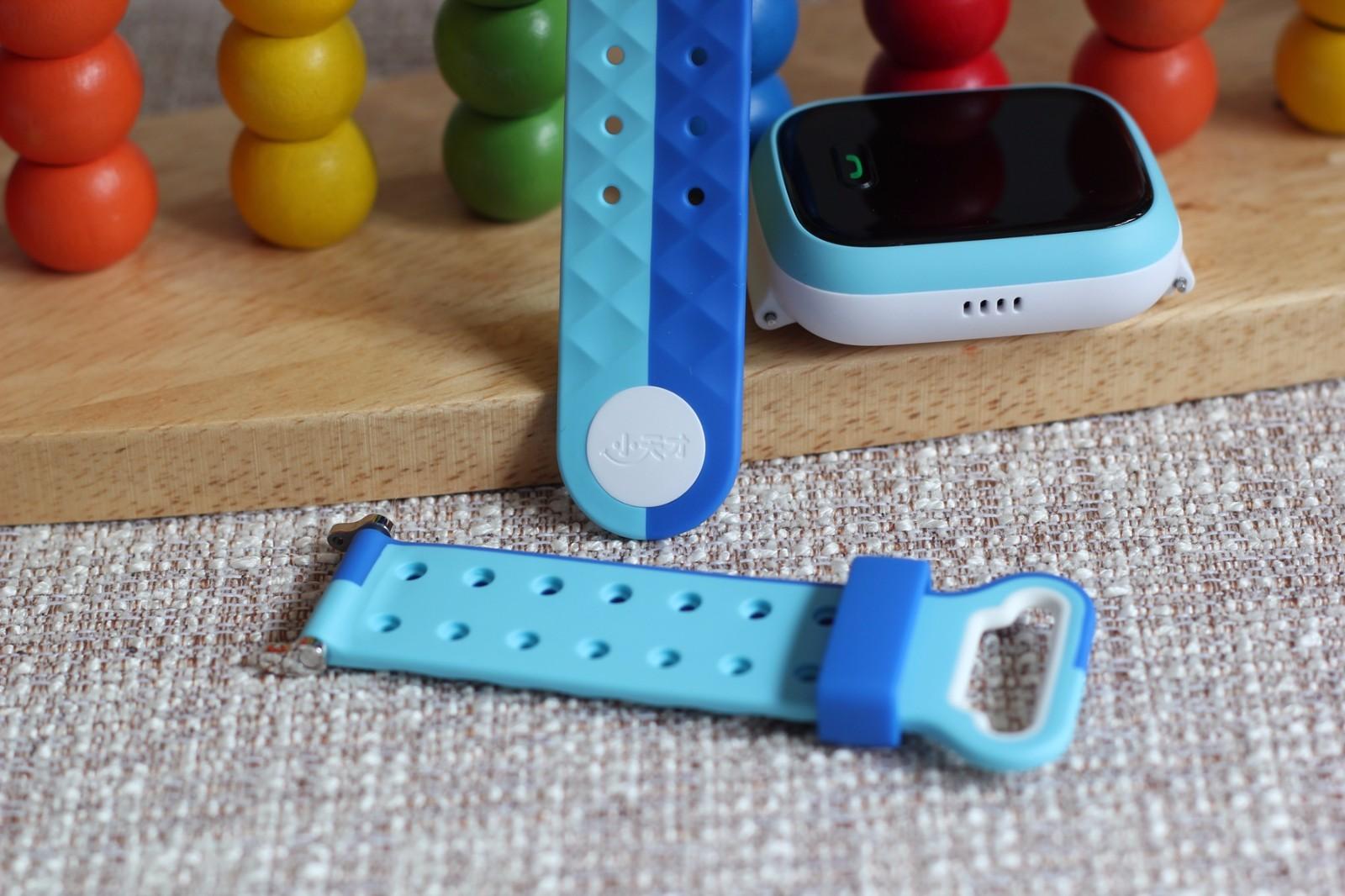 关爱祖国花朵从小天才Y02智能手表开始