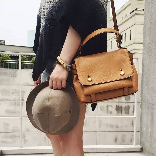 朴信惠、秀智、宋慧乔，韩剧女主背的包都扒出来啦！