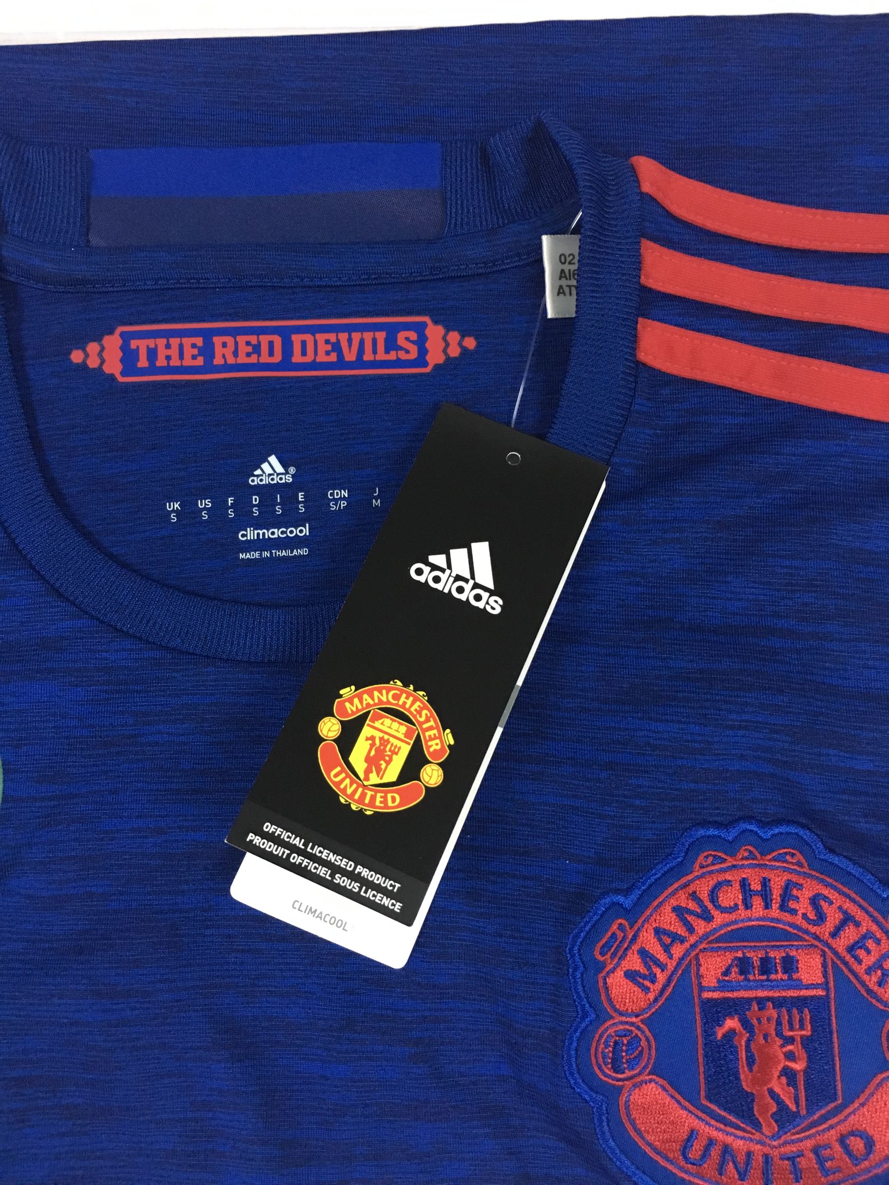 曼联历年客场球衣一览图阿迪达斯,曼联16-17赛季客场球衣