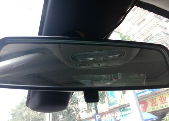 雪铁龙C51.6T豪华版,颇有风范