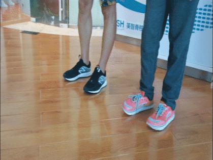 如果你的跑姿是这样的，小心你的膝盖｜三分钟课堂