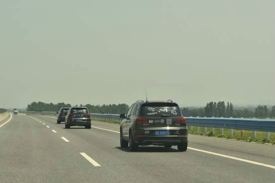 超多美图慎入！开神车，走丝路，这些不可思议的美景就在中国！