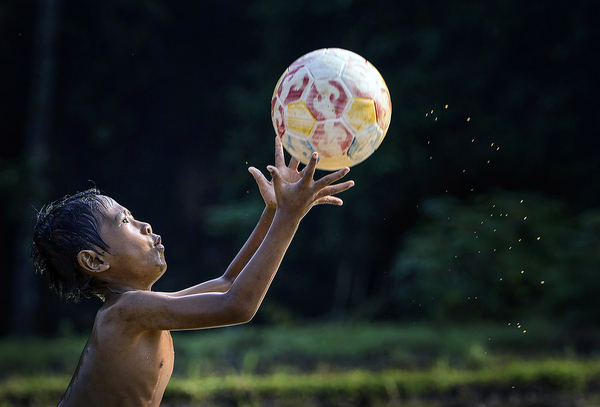 足球运动中常见的损伤康复,足球运动中常见的损伤有哪些