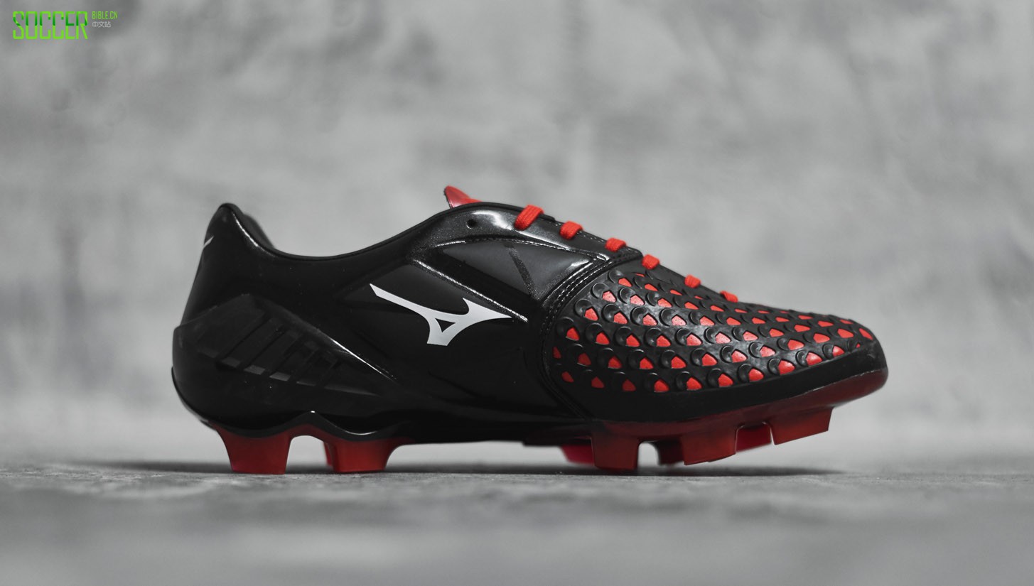 美津浓新锐ag金色足球鞋测评,美津浓足球鞋neo4最新配色