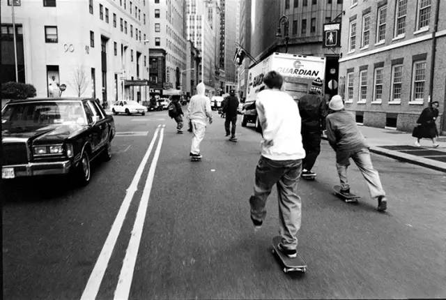 无HUF，不滑板？NO！HUF有的是性感潮范儿~