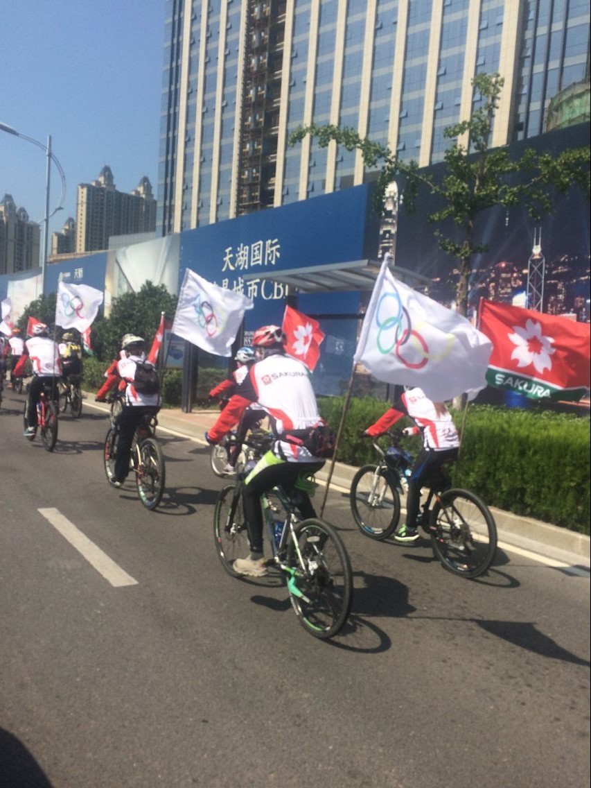 为冬奥冰雪健儿加油,为冬奥运动会加油