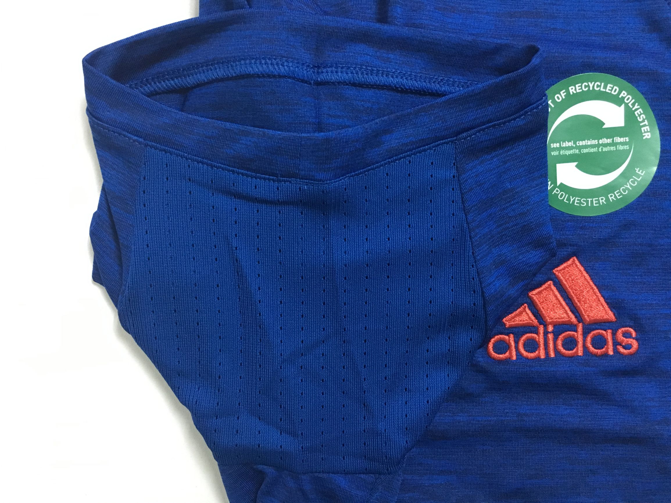 曼联历年客场球衣一览图阿迪达斯,曼联16-17赛季客场球衣