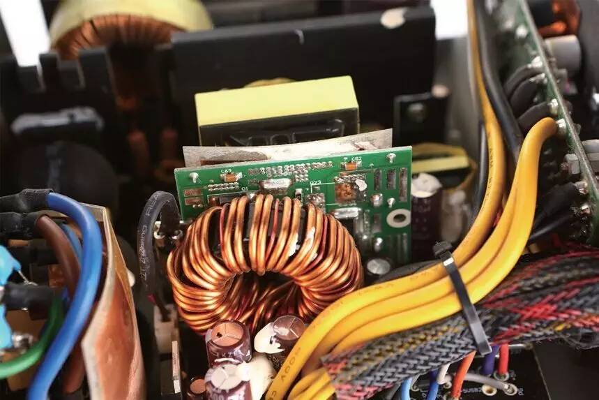 横评399-999元之间隔了几个电源？七款750W金牌电源解析