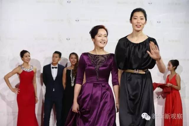 无敌铿锵玫瑰,中国女排铿锵玫瑰mv