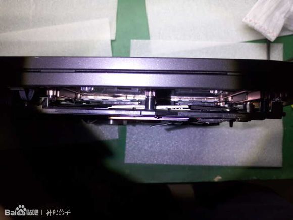 2万多的神舟笔记本,玩LOL是什么感觉?附赠*力暴**拆机