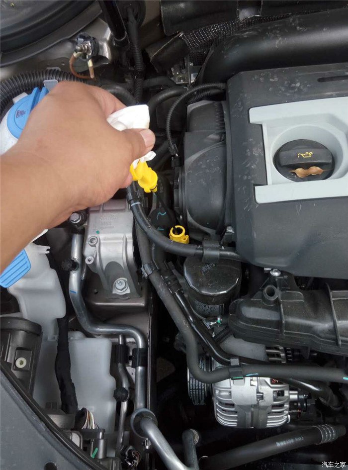 16年迈腾1.8t智享豪华有一键启动吗,迈腾0秒提速