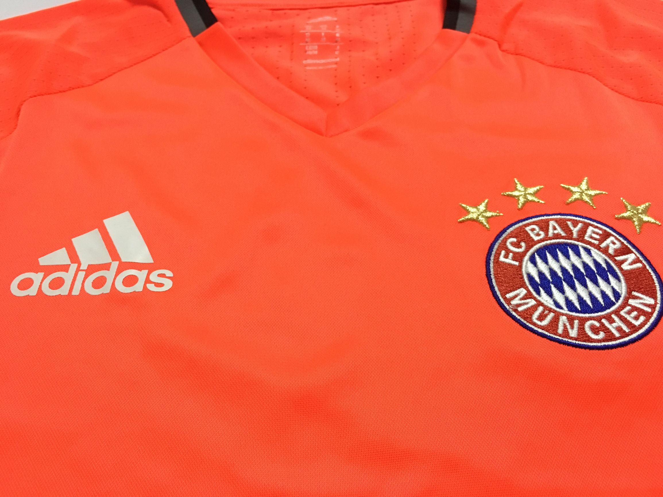 adizero路跑赛,adizero顶尖跑鞋