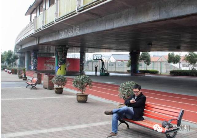 桥底滨水空间,桥底空间利用