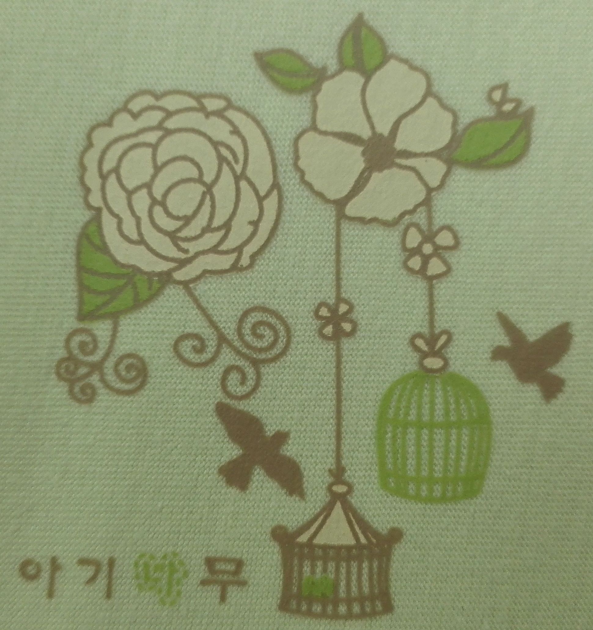 服装标签哪里找,服装标签怎么缝纫