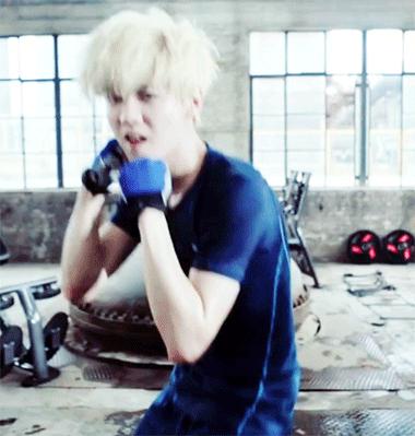 楣挎櫁鍏ㄨ兘杩愬姩,楣挎櫁鍦ㄥ閿荤偧