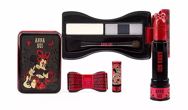 原来大牌最爱合作迪士尼哪些限量款俘获了你的少女心？