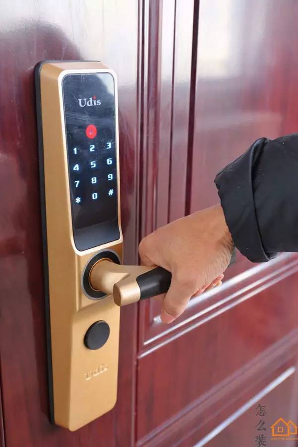 私享家VOL22：萨克斯与爱共存，80后文艺男青年の单身公寓