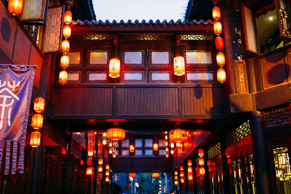 国内10大让人魂牵梦绕的小吃街